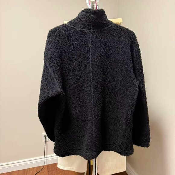 Nike Therma-FIT top, Size S, Black/White - Picture 2 of 4